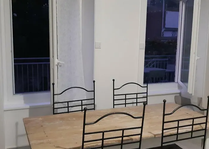 Che F3 Gauche Terrasse Jardin Barbecue Hypercentre Wifi